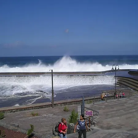 In Bajamar Near Coast דירה *