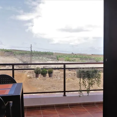 In Bajamar Near Coast דירה *