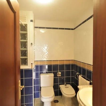 In Bajamar Near Coast * לה לגונה