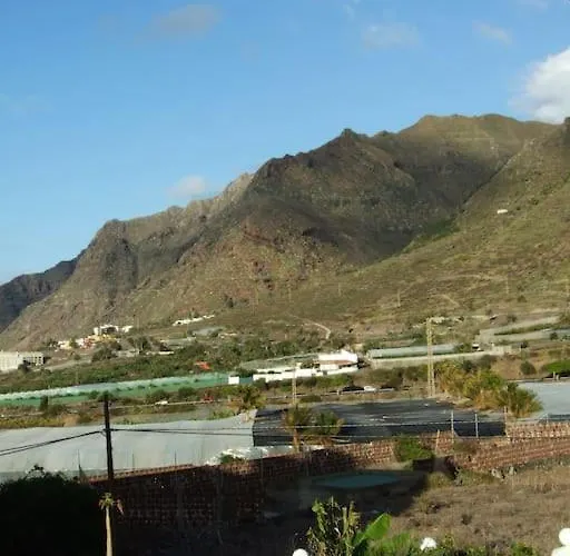 In Bajamar Near Coast דירה לה לגונה