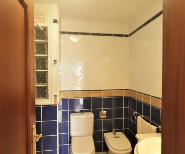 In Bajamar Near Coast * לה לגונה